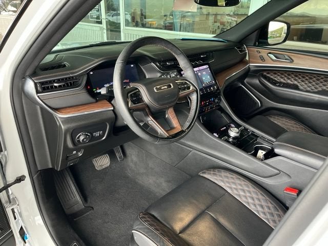 2023 Jeep Grand Cherokee L Summit