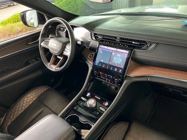 2023 Jeep Grand Cherokee L Summit