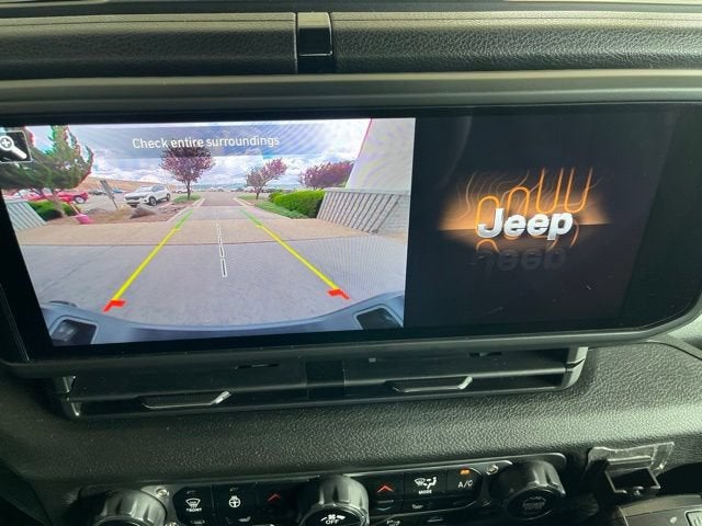 2024 Jeep Gladiator Willys
