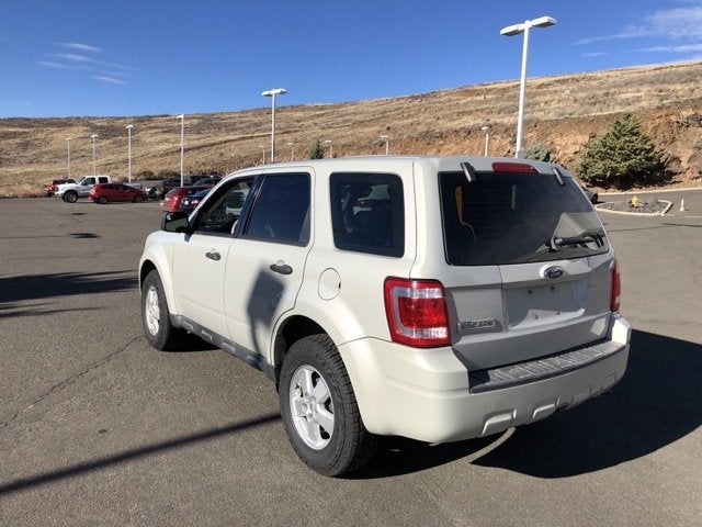 2009 Ford Escape XLS