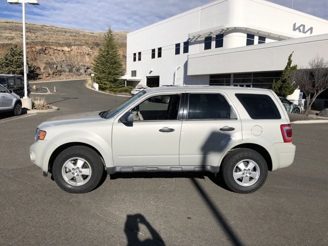 2009 Ford Escape XLS