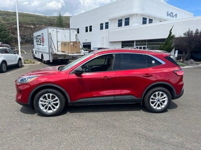 2022 Ford Escape SE Hybrid