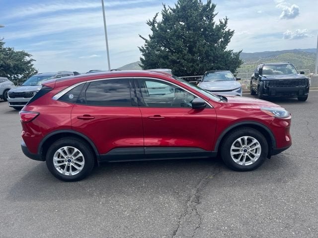 2022 Ford Escape SE Hybrid