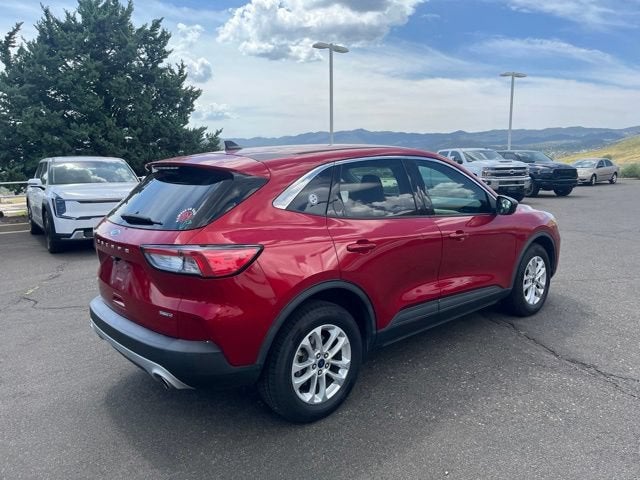 2022 Ford Escape SE Hybrid