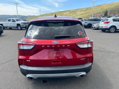 2022 Ford Escape SE Hybrid
