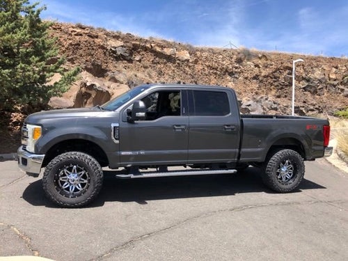 2017 Ford Super Duty F-250 SRW Lariat