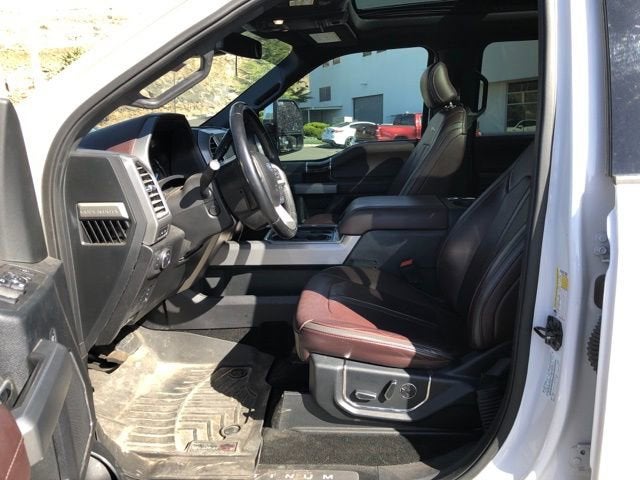2017 Ford Super Duty F-350 SRW Platinum