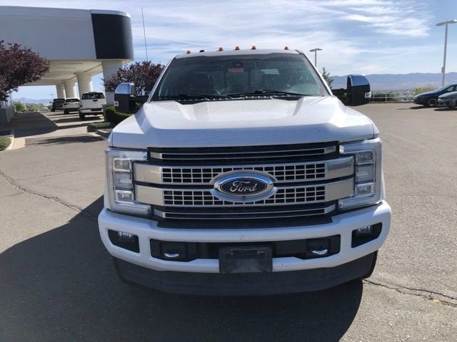 2017 Ford Super Duty F-350 SRW Platinum