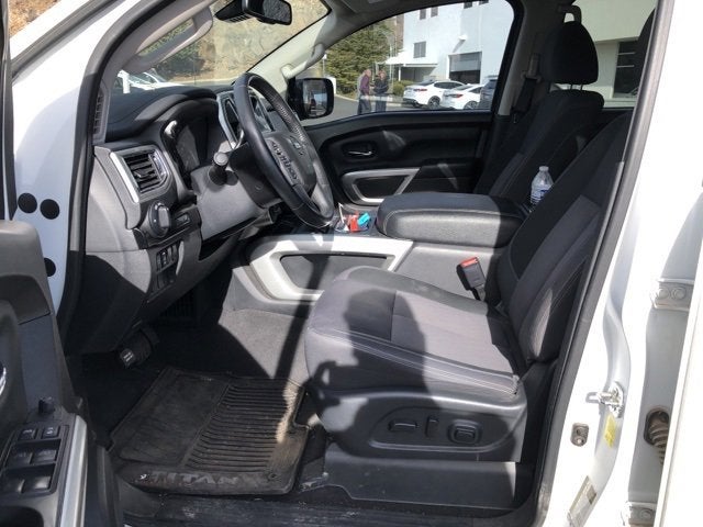 2021 Nissan Titan SV