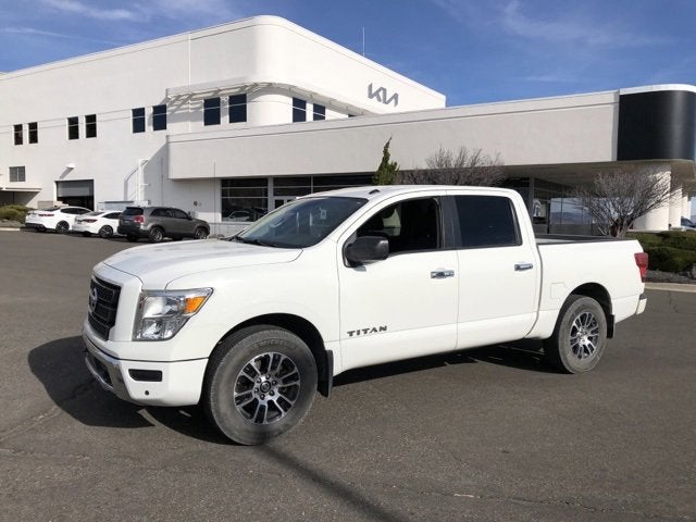 2021 Nissan Titan SV