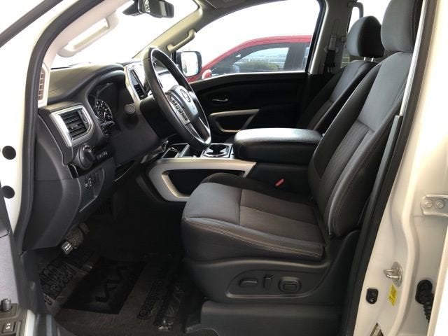 2021 Nissan Titan SV