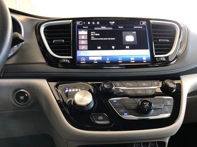 2021 Chrysler Pacifica Touring