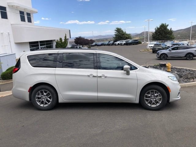 2021 Chrysler Pacifica Touring
