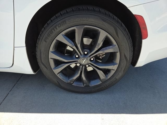 2020 Chrysler Pacifica Limited 35th Anniversary