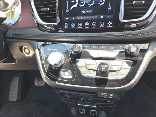 2020 Chrysler Pacifica Limited 35th Anniversary
