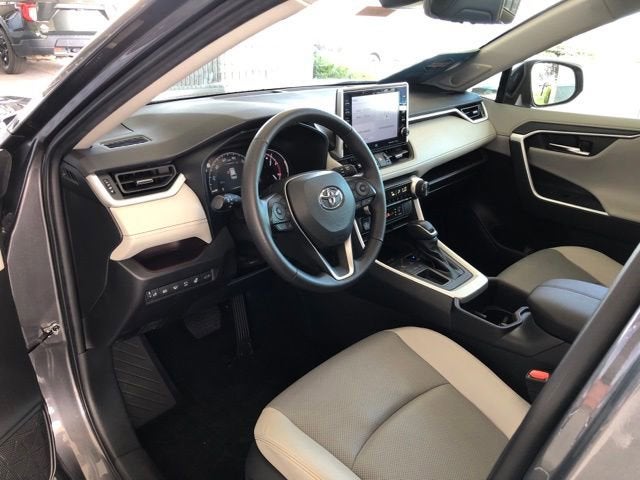 2022 Toyota RAV4 Limited