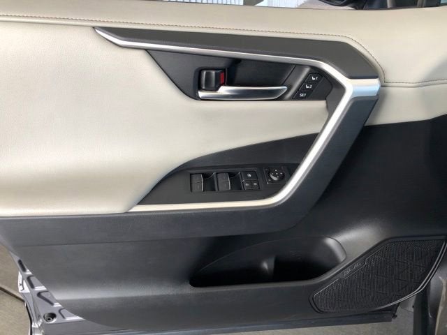 2022 Toyota RAV4 Limited
