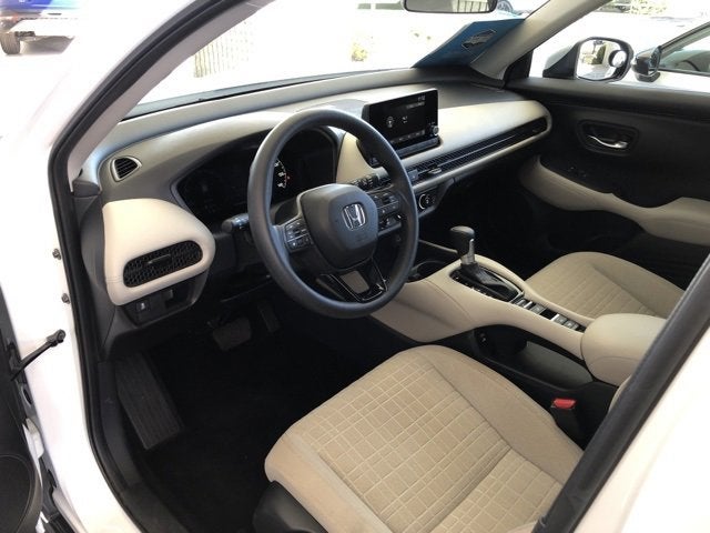 2025 Honda HR-V LX