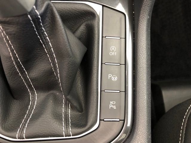 2022 Volkswagen Tiguan SEL R-Line