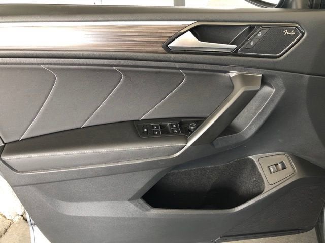 2022 Volkswagen Tiguan SEL R-Line