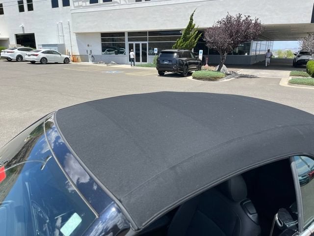 2018 Volkswagen Beetle Convertible Base