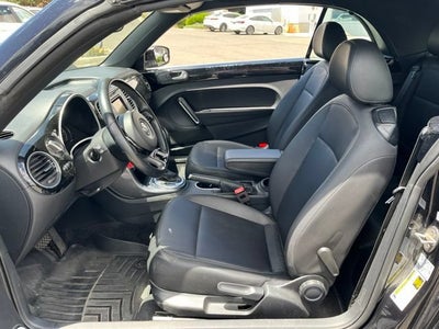 2018 Volkswagen Beetle Convertible Base
