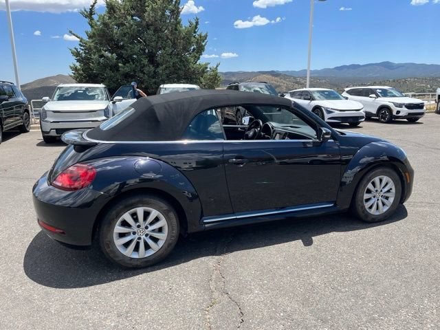 2018 Volkswagen Beetle Convertible Base