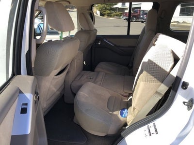 2012 Nissan Pathfinder SV