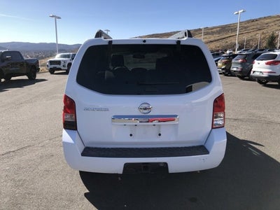 2012 Nissan Pathfinder SV