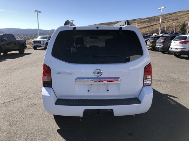 2012 Nissan Pathfinder SV