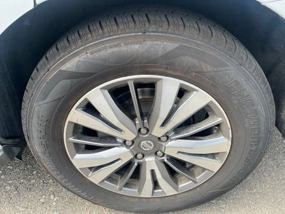 2019 Nissan Pathfinder SV