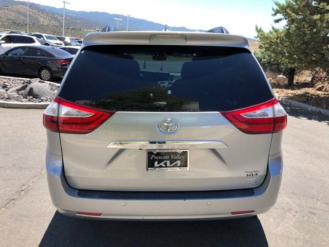 2017 Toyota Sienna Limited Premium