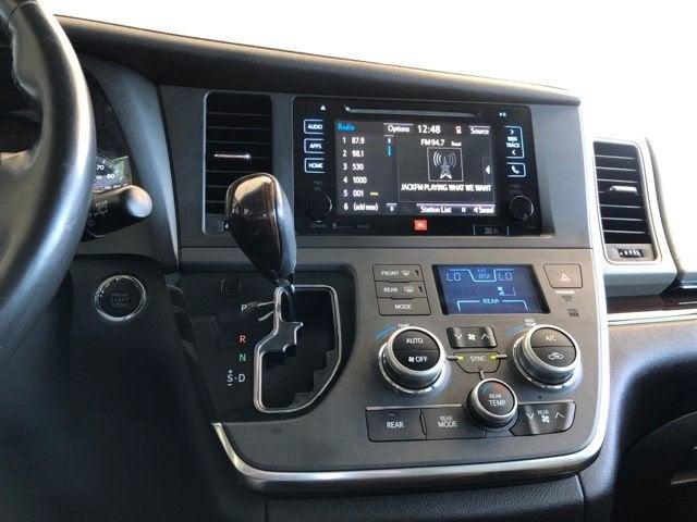 2017 Toyota Sienna Limited Premium