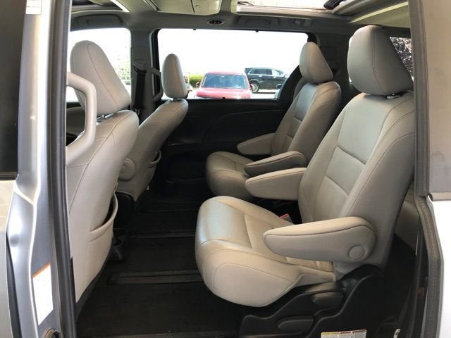 2017 Toyota Sienna Limited Premium