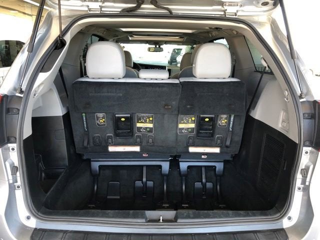 2017 Toyota Sienna Limited Premium