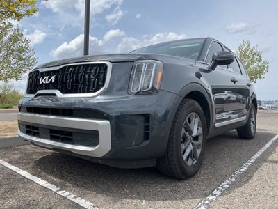 2023 Kia Telluride LX