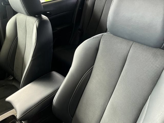 2026 Mitsubishi Eclipse Cross Base