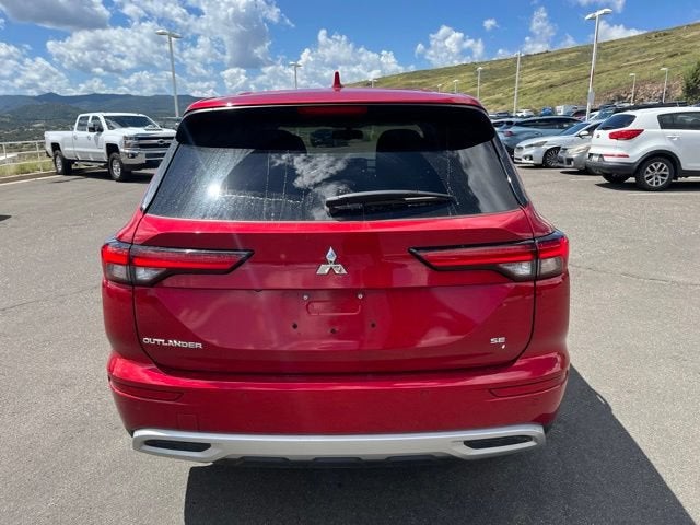 2024 Mitsubishi Outlander SE