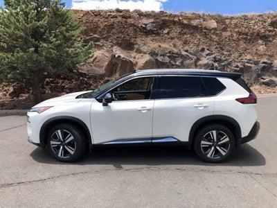 2023 Nissan Rogue Platinum