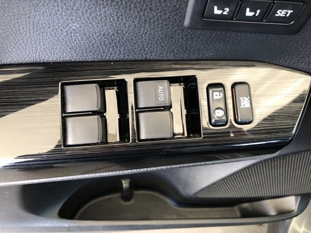 2016 Toyota RAV4 Hybrid Limited