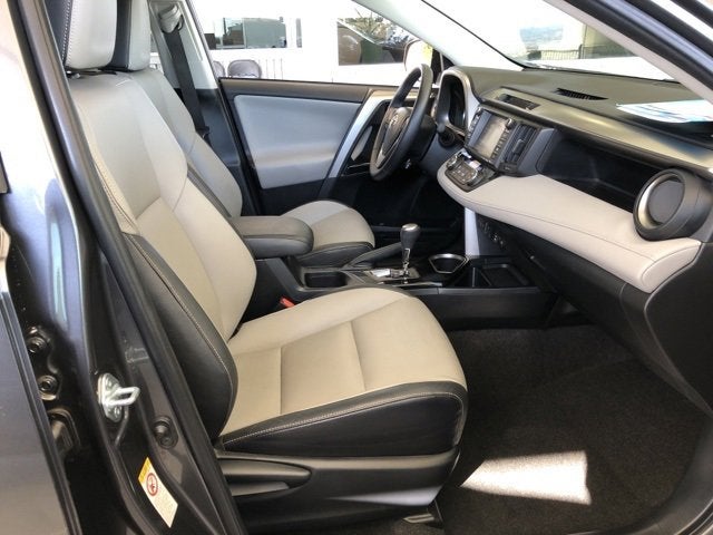 2016 Toyota RAV4 Hybrid Limited