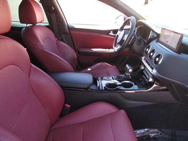 2022 Kia Stinger GT-Line