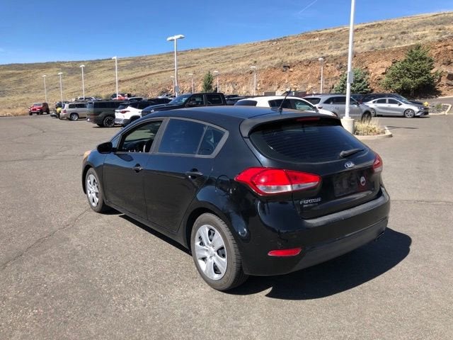 2016 Kia Forte 5-Door LX