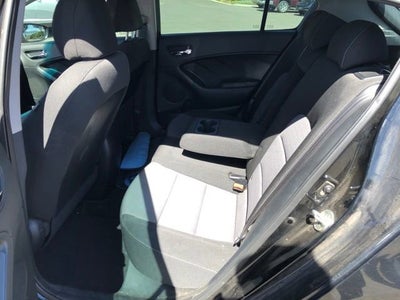 2016 Kia Forte 5-Door LX