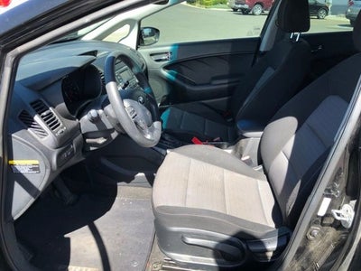 2016 Kia Forte 5-Door LX