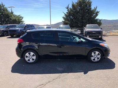 2016 Kia Forte 5-Door LX