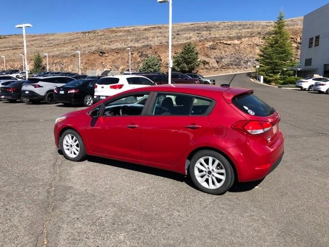 2017 Kia Forte5 LX