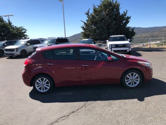 2017 Kia Forte5 LX