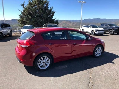 2017 Kia Forte5 LX