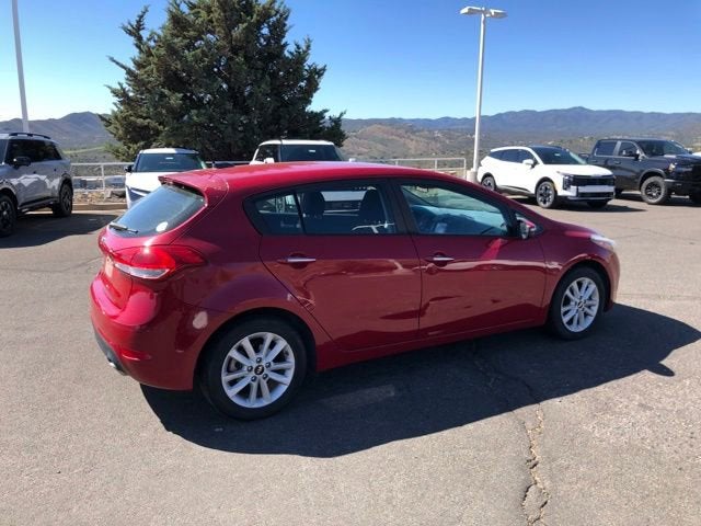2017 Kia Forte5 LX